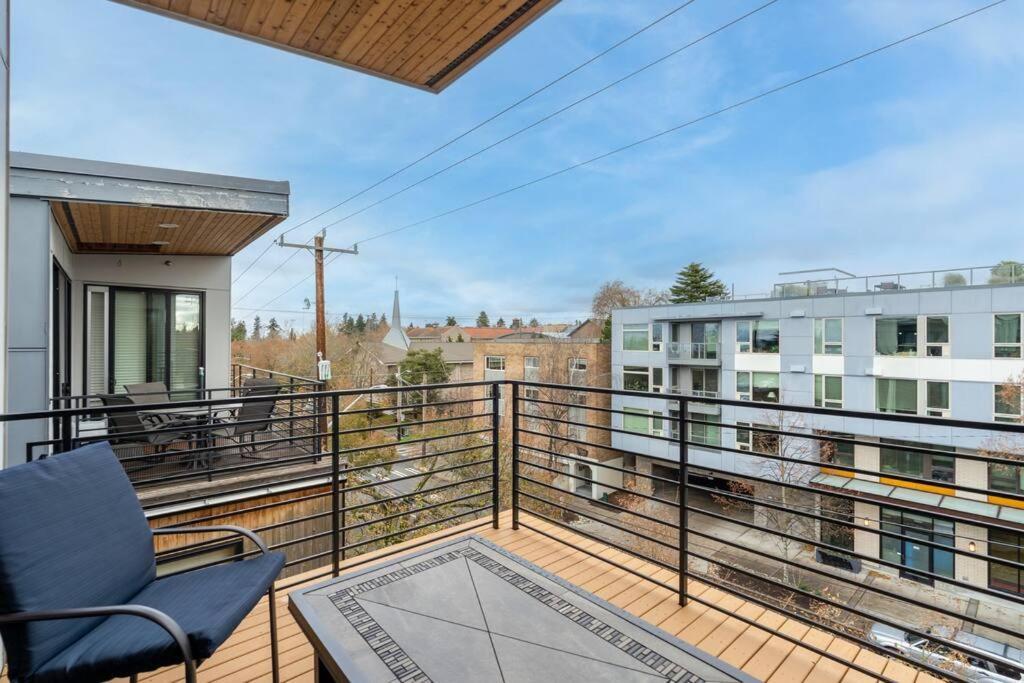 West Seattle'S Modern Townhome Zewnętrze zdjęcie
